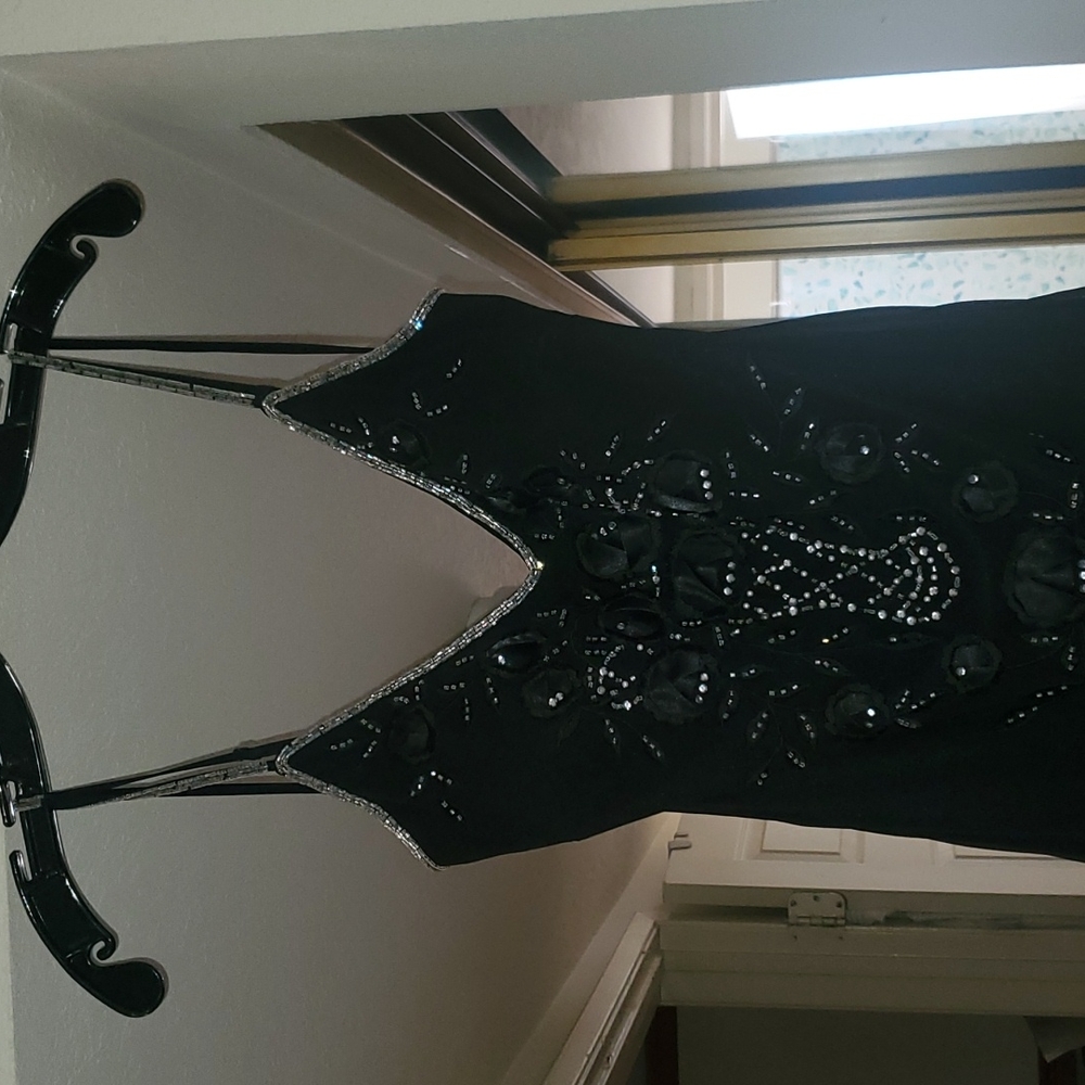 ⭐️⭐️⭐️⭐️Black elegant dress final sale no RETURN